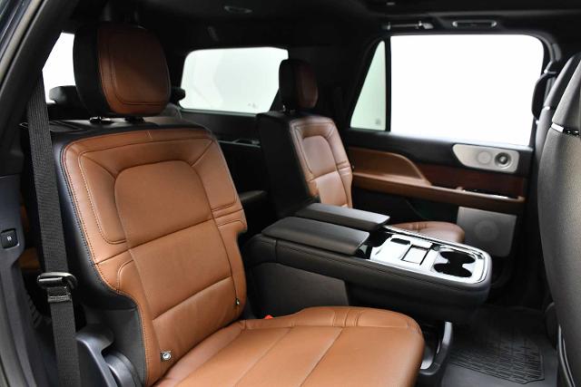 2024 Lincoln Navigator Vehicle Photo in DALLAS, TX 75235