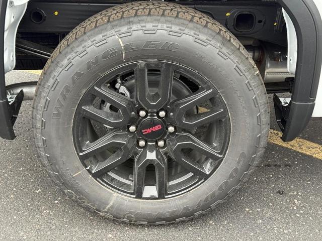 2025 GMC Sierra 1500 Vehicle Photo in COLUMBIA, MO 65203-3903