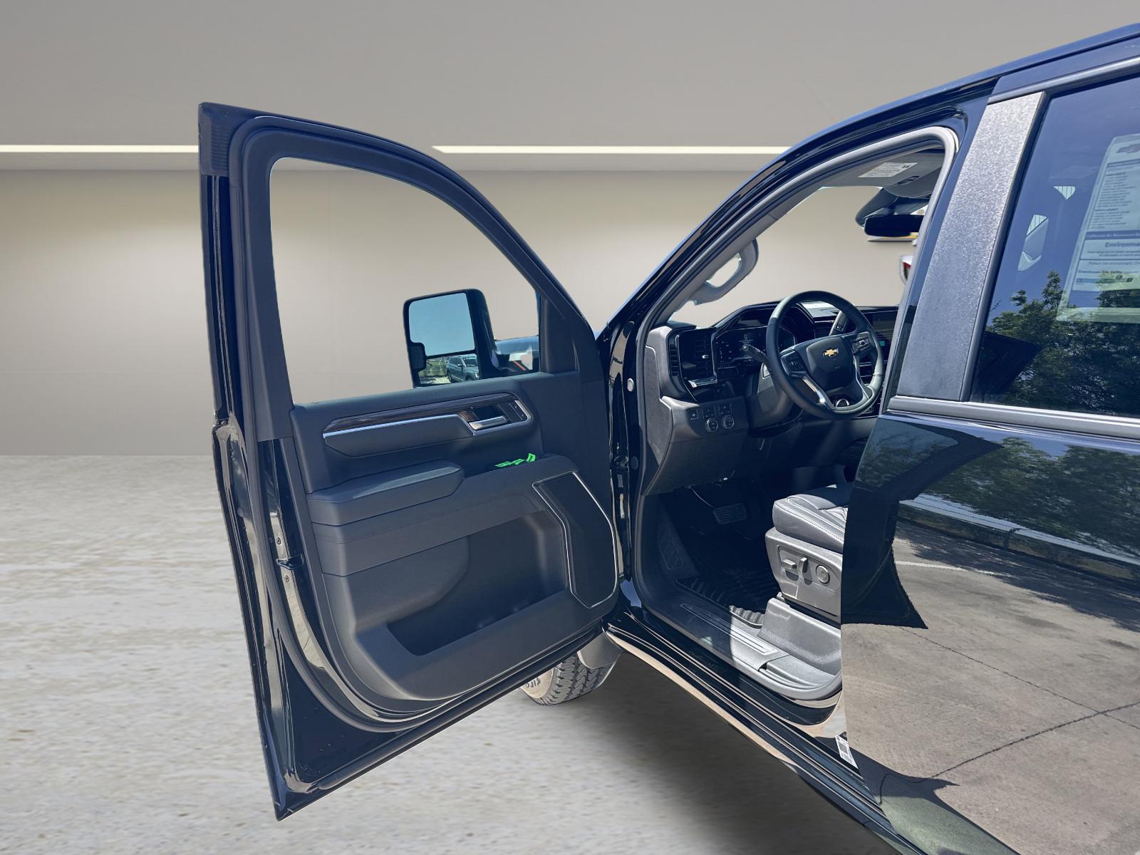 2025 Chevrolet Silverado 2500 HD Vehicle Photo in GEORGETOWN, TX 78626-7508