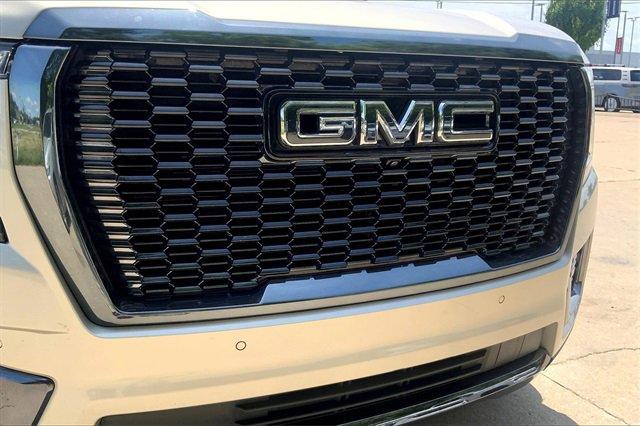 2023 GMC Yukon XL Vehicle Photo in KANSAS CITY, MO 64114-4545