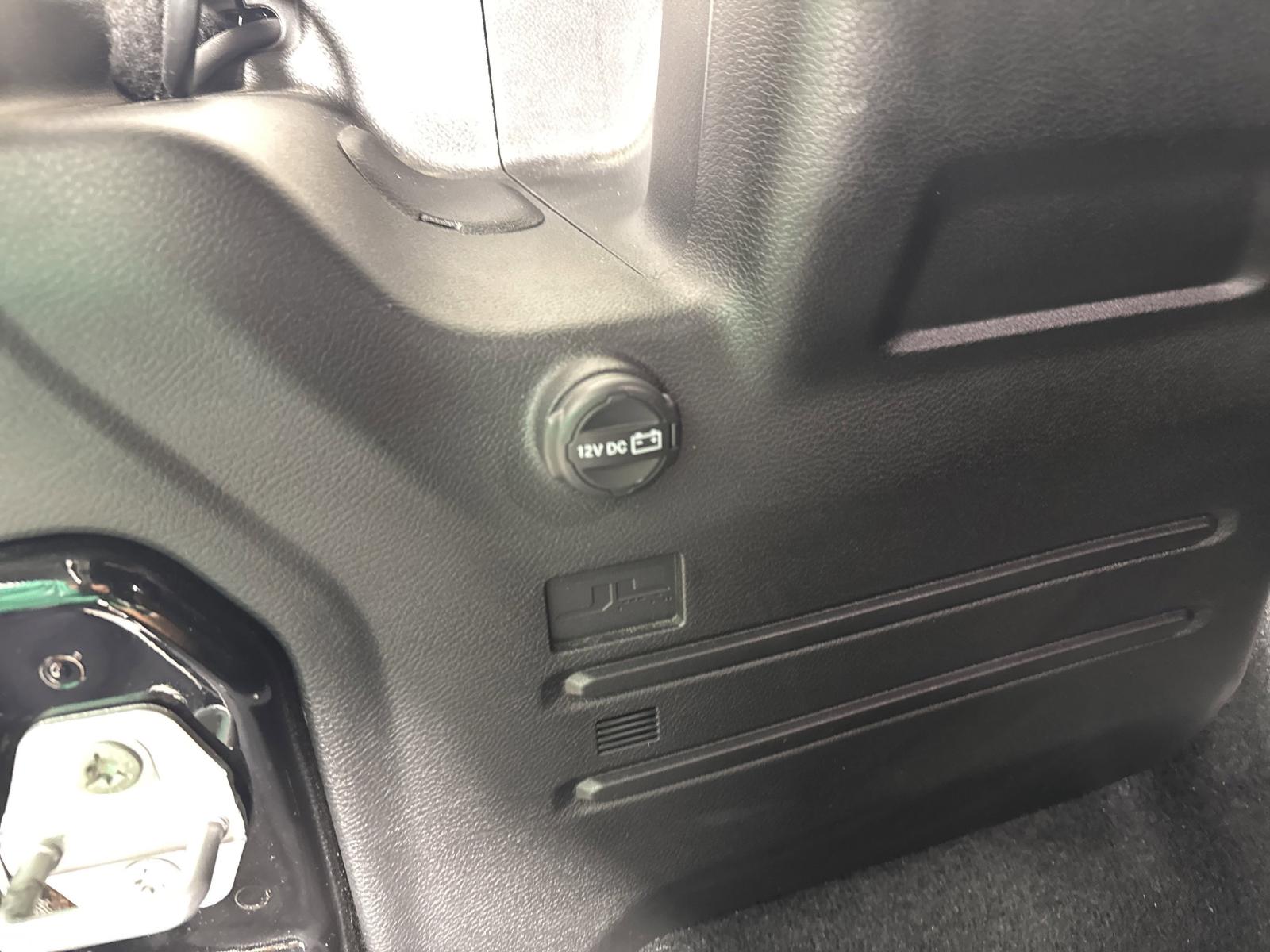 2021 Jeep Wrangler Vehicle Photo in GEORGETOWN, TX 78626-7508