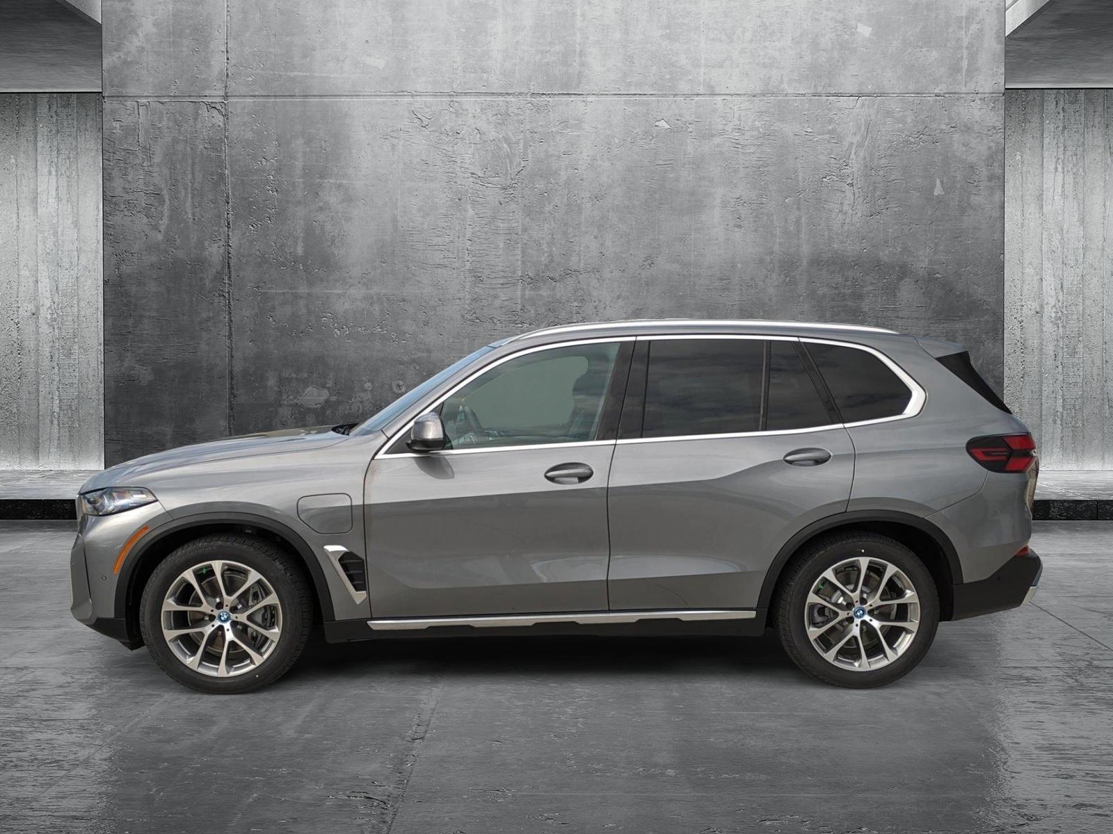 2025 BMW X5 xDrive50e Vehicle Photo in Rockville, MD 20852