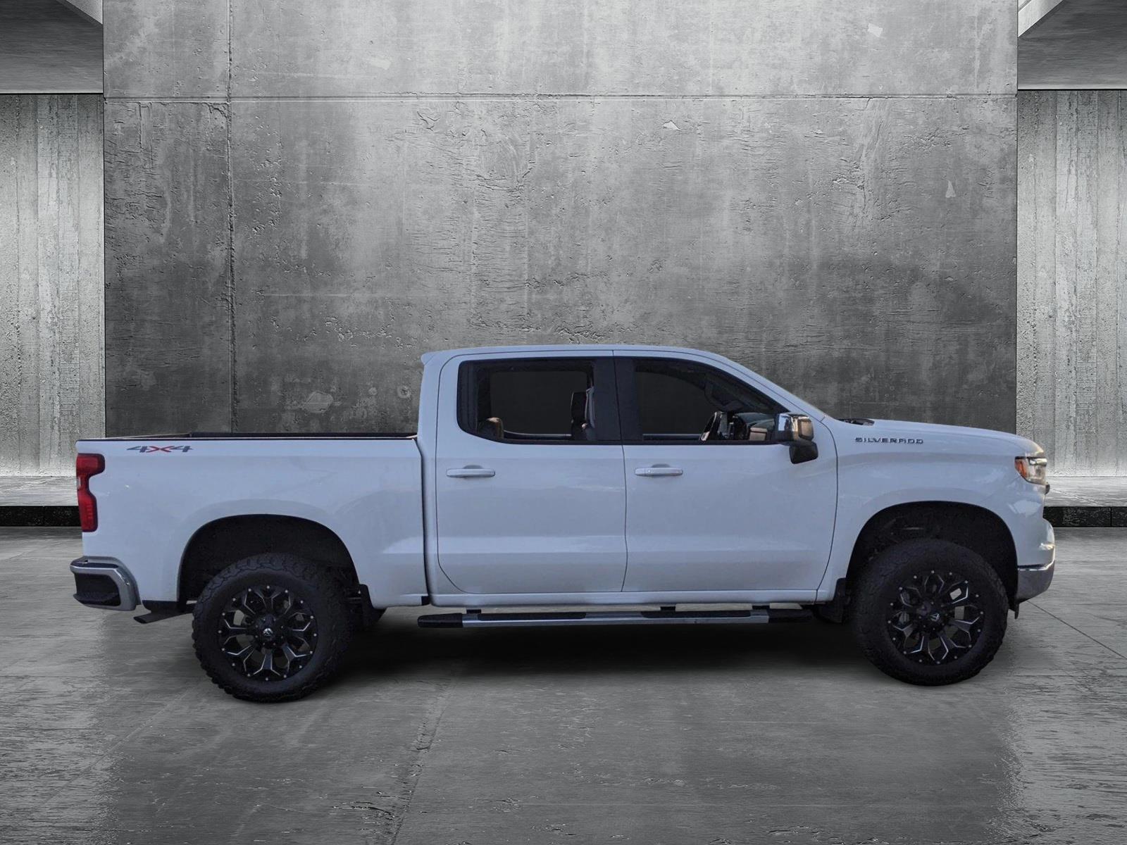 2024 Chevrolet Silverado 1500 Vehicle Photo in PEMBROKE PINES, FL 33024-6534