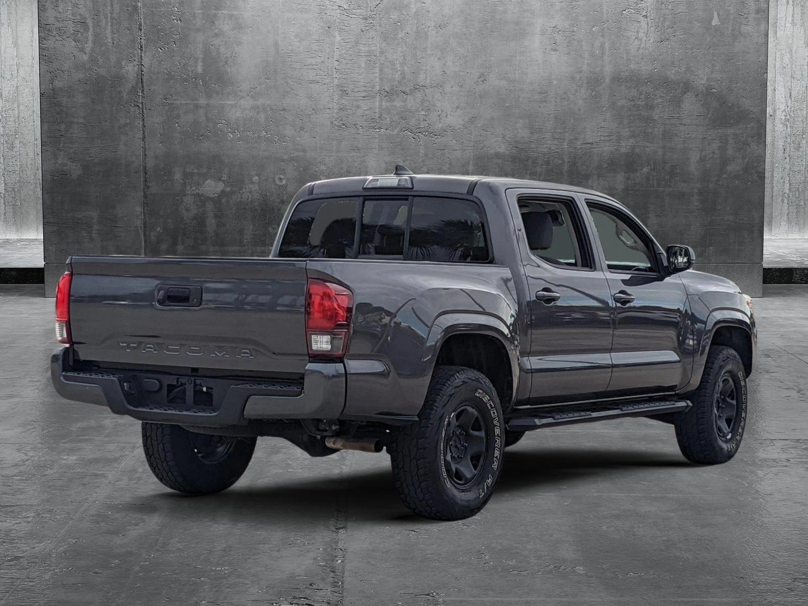 2019 Toyota Tacoma 2WD Vehicle Photo in Davie, FL 33331