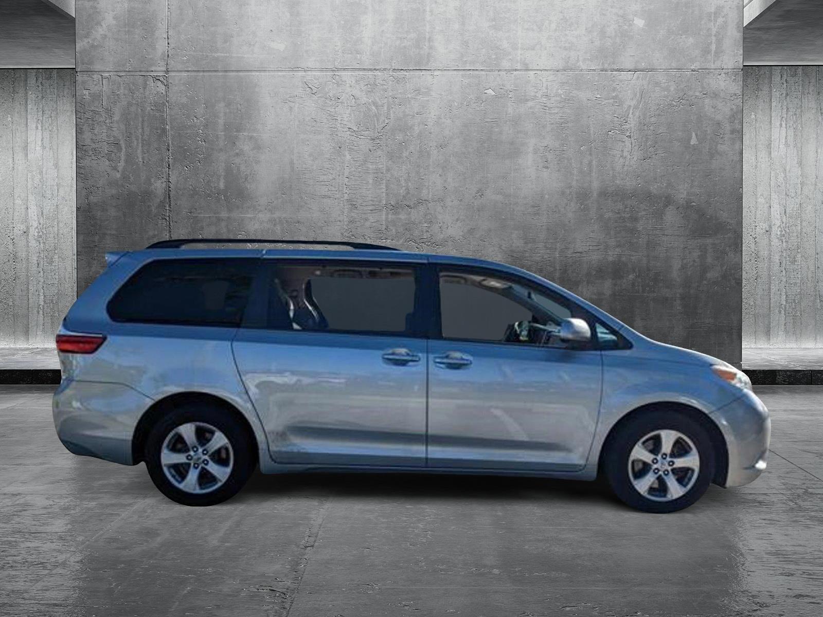 2015 Toyota Sienna Vehicle Photo in Ft. Myers, FL 33907