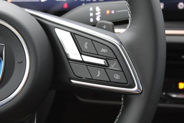 2025 Buick Envision Vehicle Photo in Greenville, TX 75402
