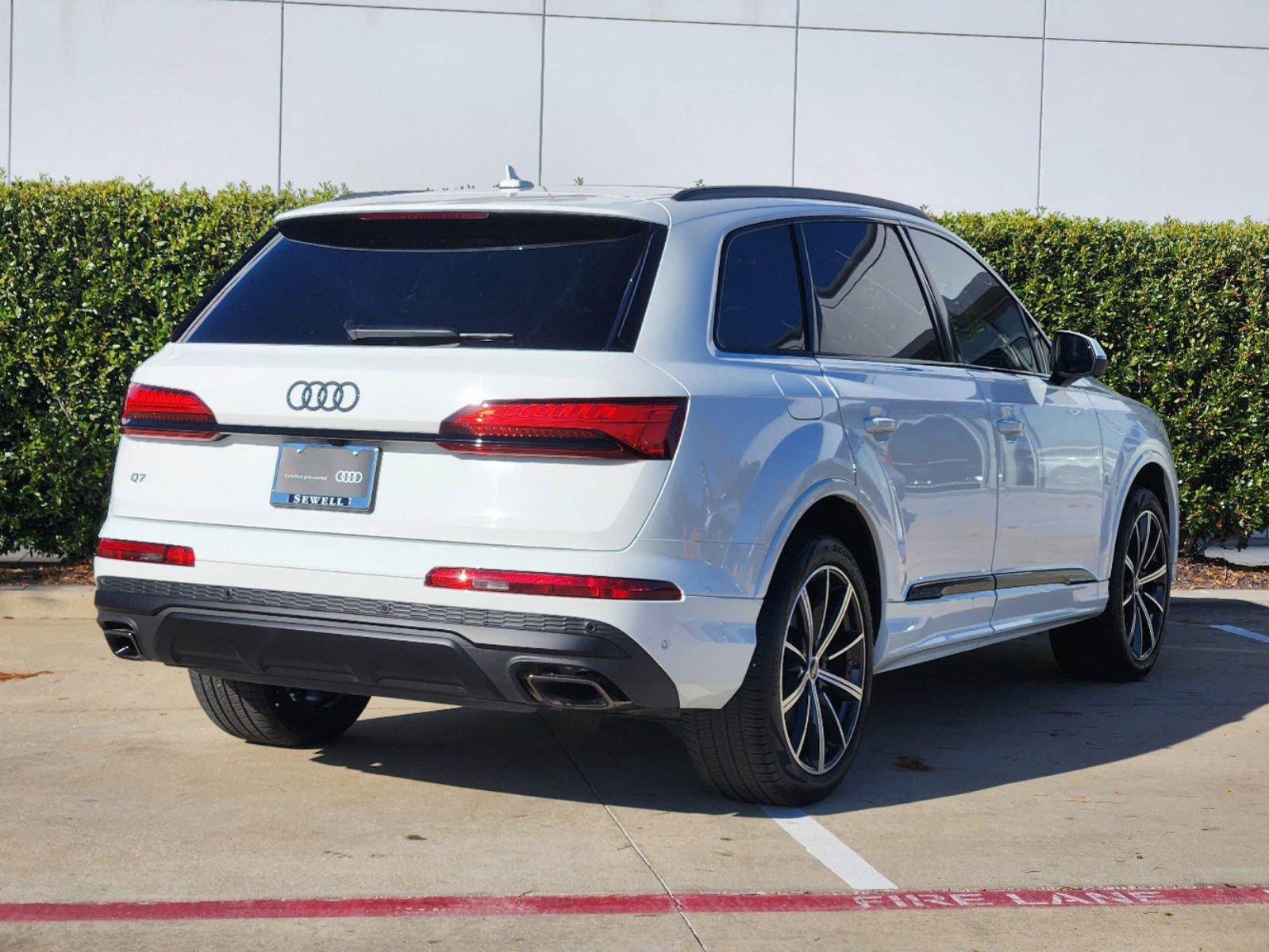 2025 Audi Q7 Vehicle Photo in MCKINNEY, TX 75070