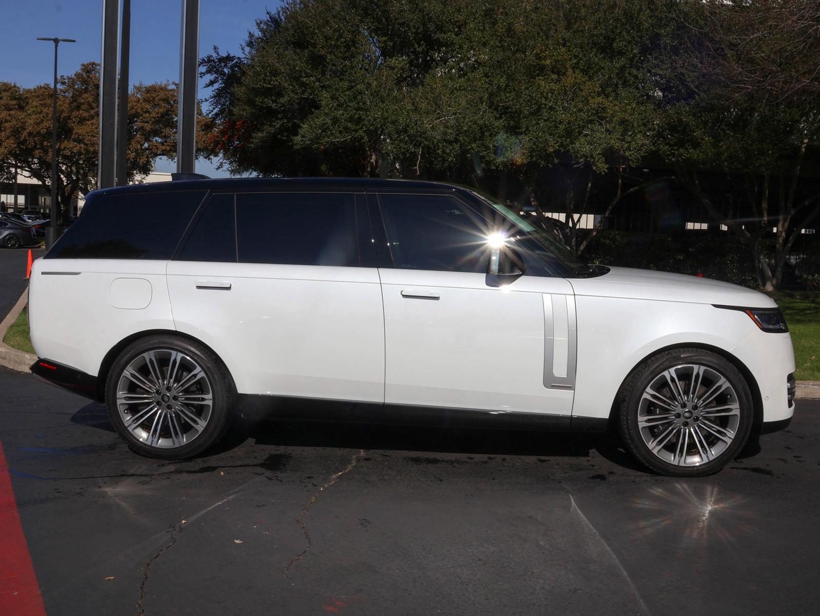 2024 Range Rover Vehicle Photo in DALLAS, TX 75209-3095