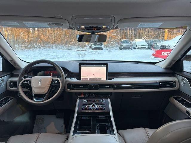 2022 Lincoln Aviator Vehicle Photo in MEDINA, OH 44256-9631