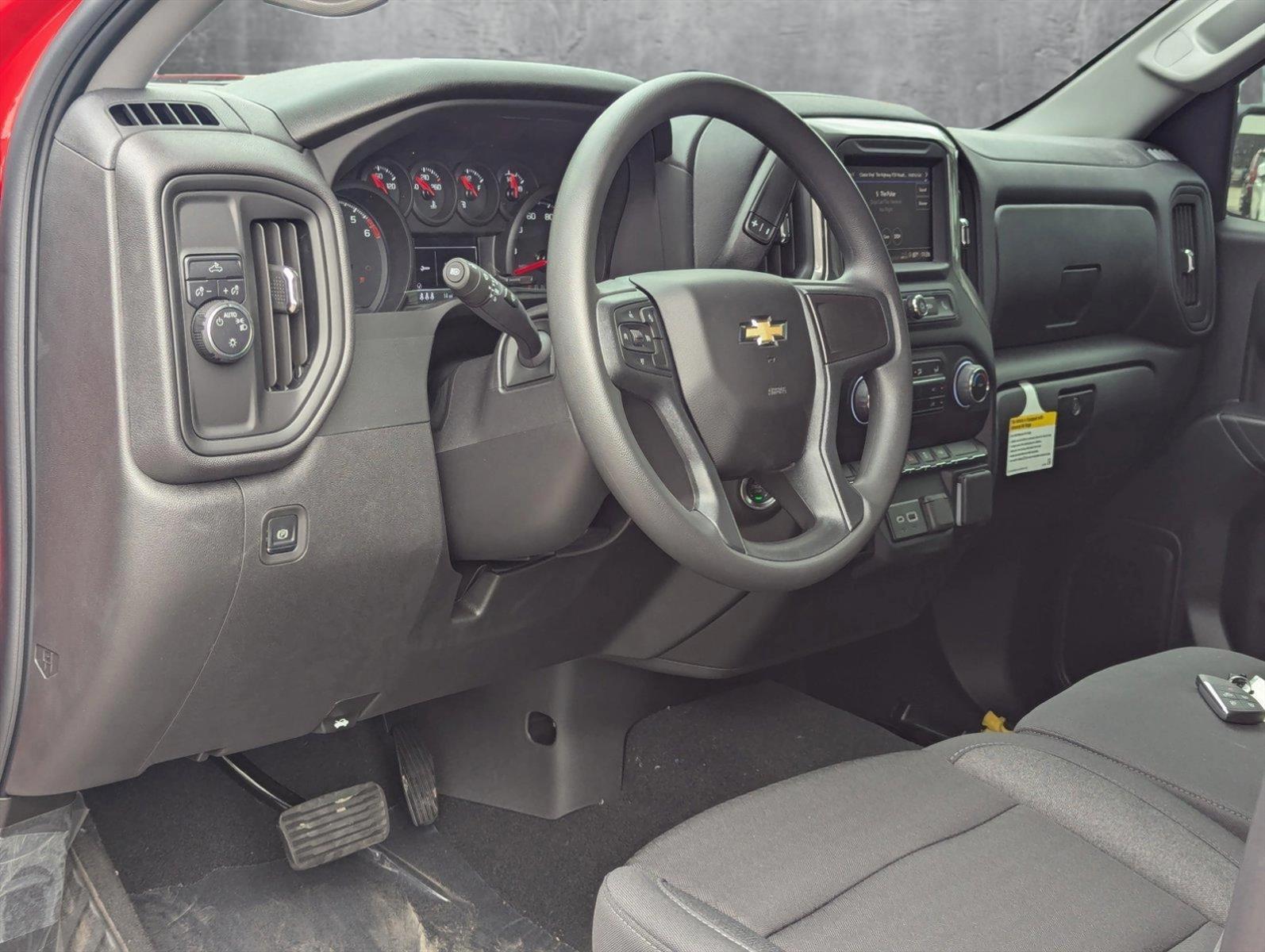 2024 Chevrolet Silverado 1500 Vehicle Photo in PEMBROKE PINES, FL 33024-6534