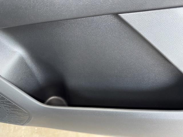 2025 Chevrolet Equinox Vehicle Photo in MANHATTAN, KS 66502-5036