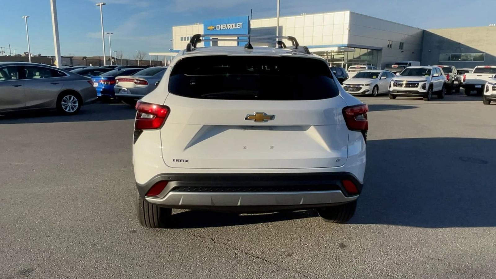 2025 Chevrolet Trax Vehicle Photo in BENTONVILLE, AR 72712-4322