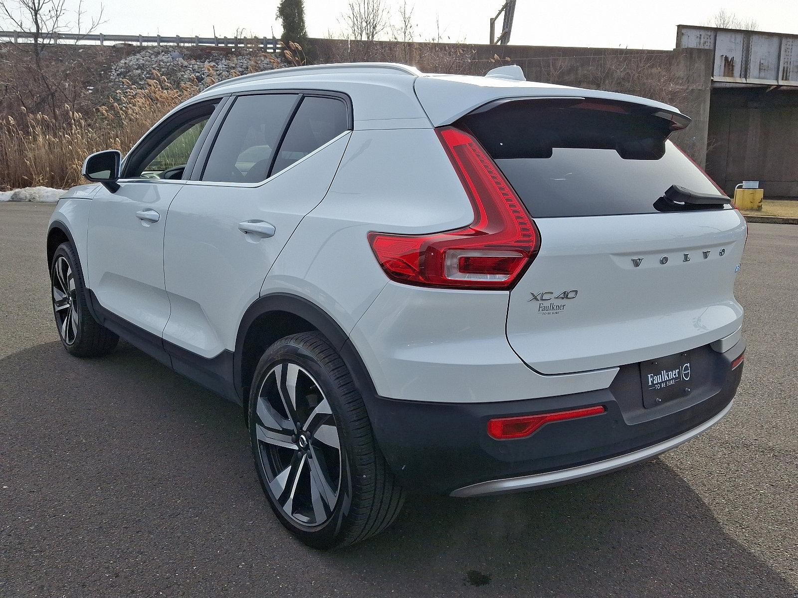 2024 Volvo XC40 Vehicle Photo in Trevose, PA 19053