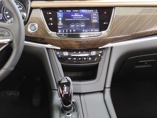 2024 Cadillac XT6 Vehicle Photo in PINEVILLE, NC 28134-8495