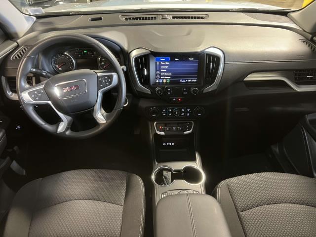 2022 GMC Terrain Vehicle Photo in Roslyn, NY 11576