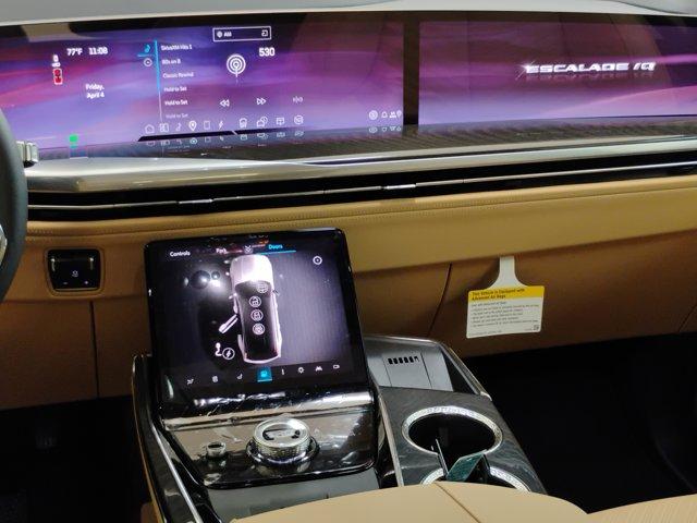 2025 Cadillac ESCALADE IQ Vehicle Photo in PINEVILLE, NC 28134-8495