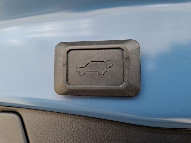 2022 Toyota RAV4 Hybrid Vehicle Photo in DANBURY, CT 06810-5034