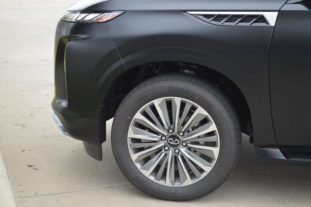 2025 INFINITI QX80 Vehicle Photo in Houston, TX 77090