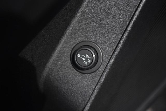 2020 Chevrolet Equinox Vehicle Photo in Ballwin, MO 63011