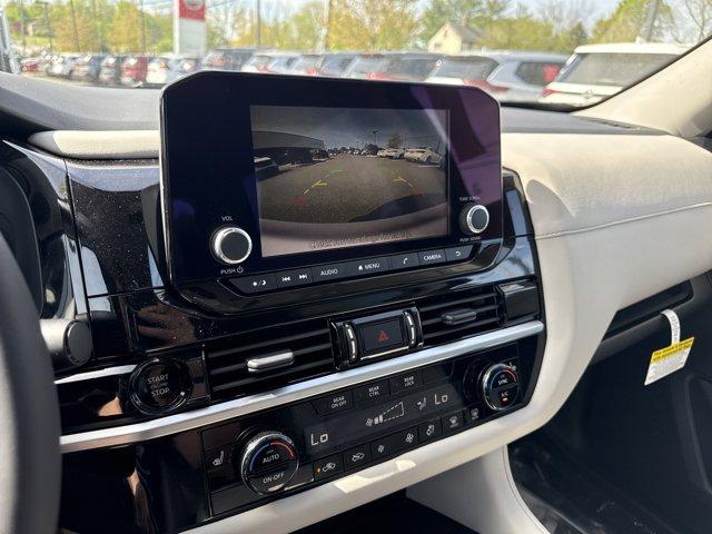 2025 Nissan Pathfinder Vehicle Photo in Flemington, NJ 08822