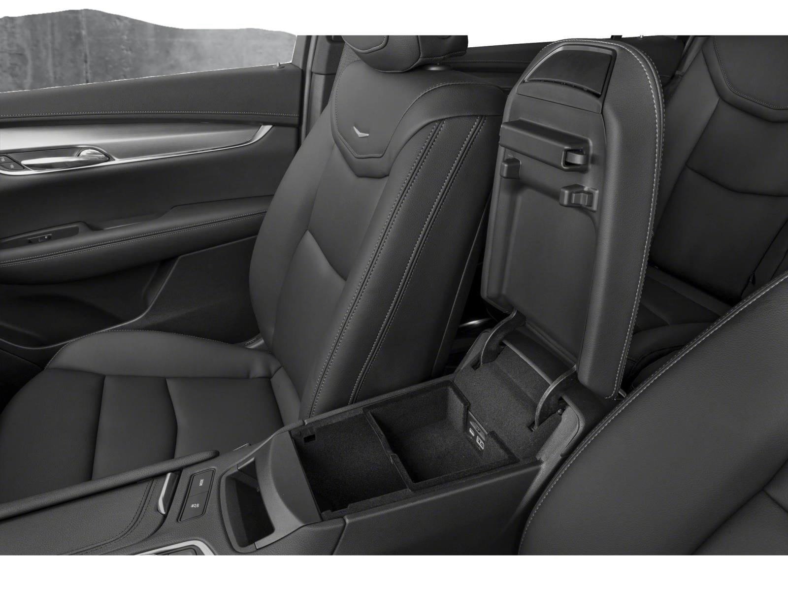 2025 Cadillac XT6 Vehicle Photo in CORPUS CHRISTI, TX 78412-4902