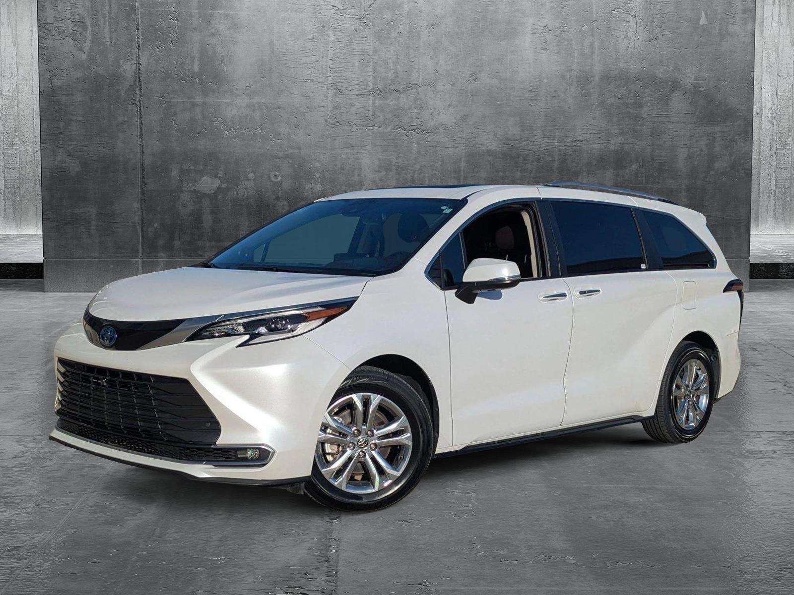2023 Toyota Sienna Vehicle Photo in Winter Park, FL 32792