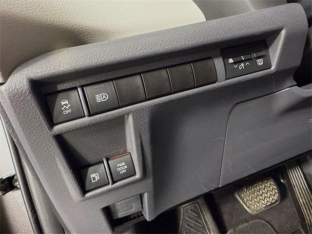 2022 Toyota Sienna Vehicle Photo in Everett, WA 98204