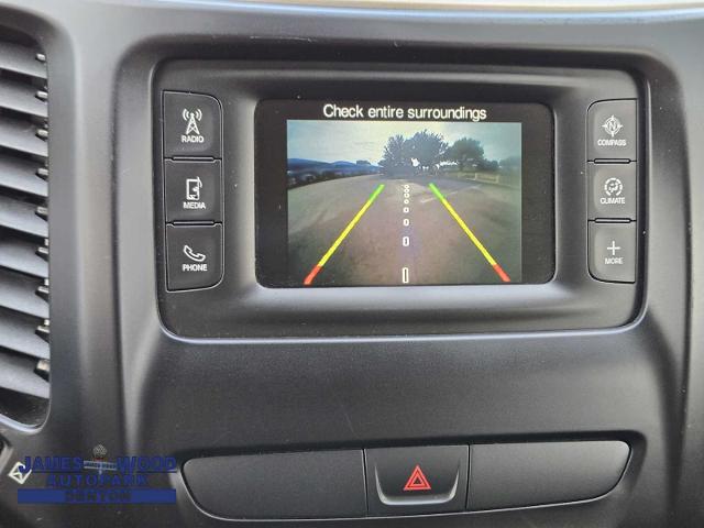 2016 Jeep Cherokee Vehicle Photo in DENTON, TX 76210-9321