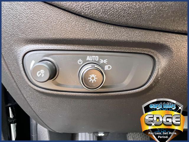 2023 Chevrolet Equinox Vehicle Photo in Roslyn, NY 11576