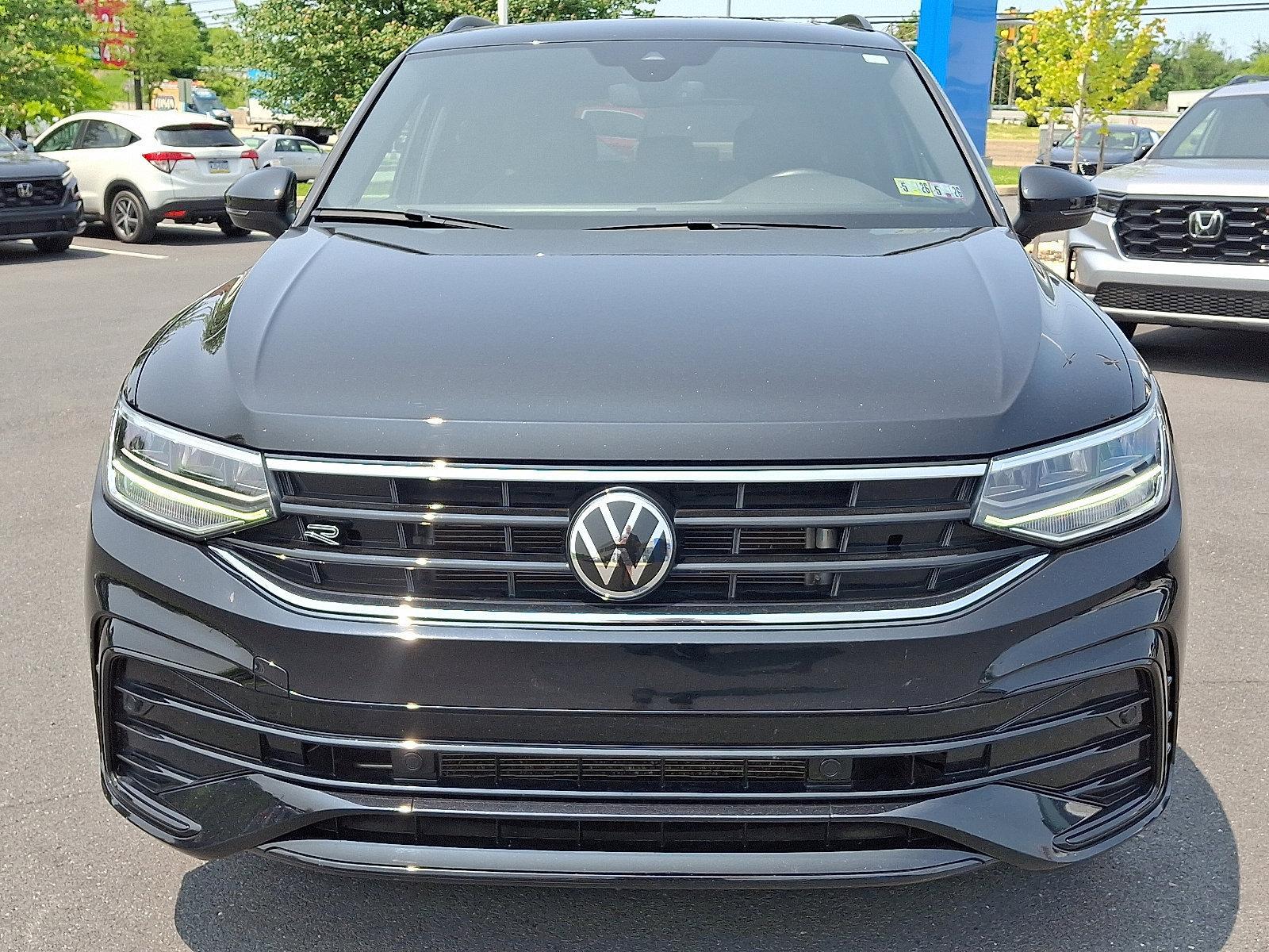 Used 2024 Volkswagen Tiguan SE R-LINE BLACK with VIN 3VV8B7AX4RM031197 for sale in Harrisburg, PA