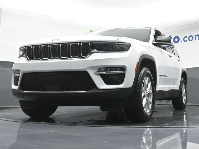 2023 Jeep Grand Cherokee Vehicle Photo in Cedar Rapids, IA 52402
