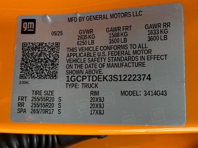 2025 Chevrolet Colorado Vehicle Photo in COLUMBIA, MO 65203-3903