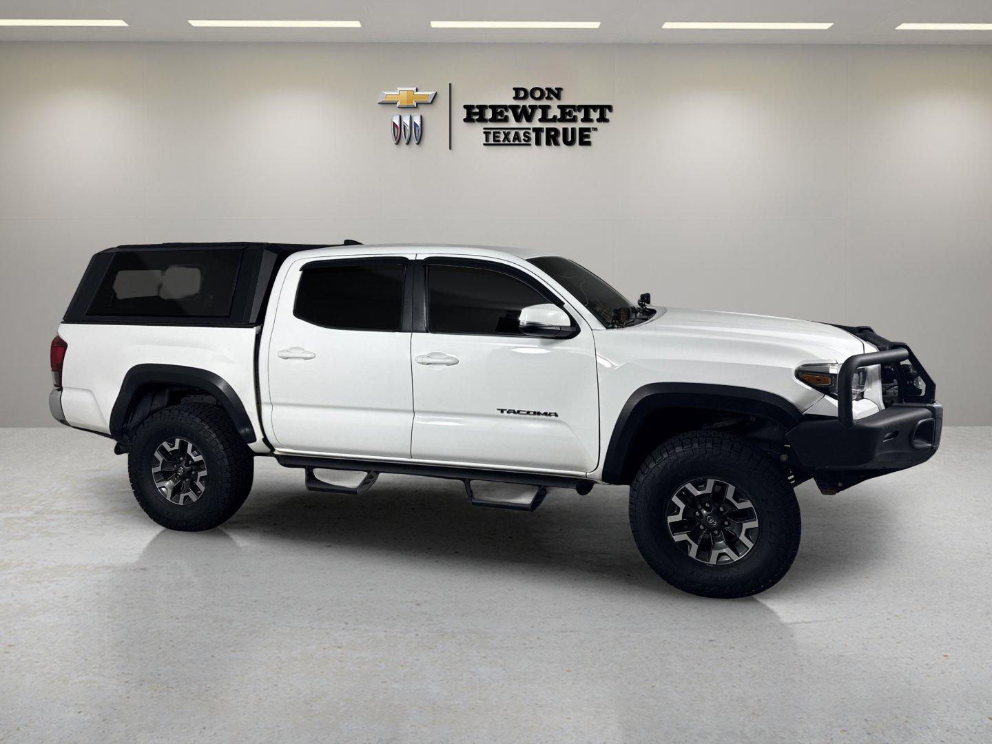 2018 Toyota Tacoma Vehicle Photo in GEORGETOWN, TX 78626-7508