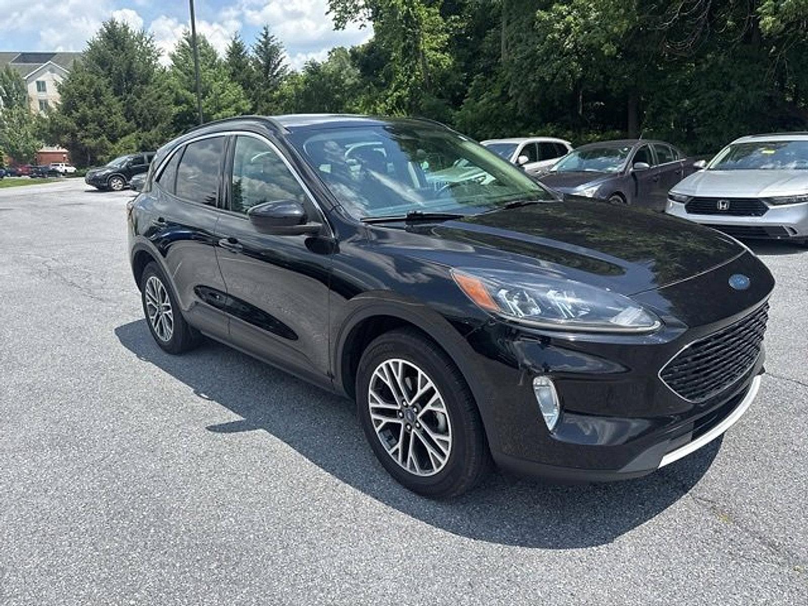2020 Ford Escape Vehicle Photo in Harrisburg, PA 17111