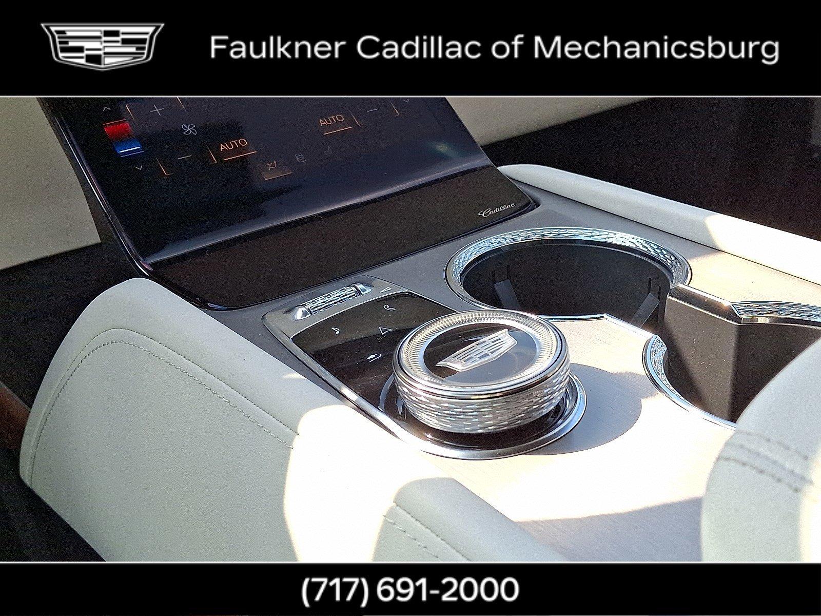 2026 Cadillac VISTIQ Vehicle Photo in MECHANICSBURG, PA 17050-1707