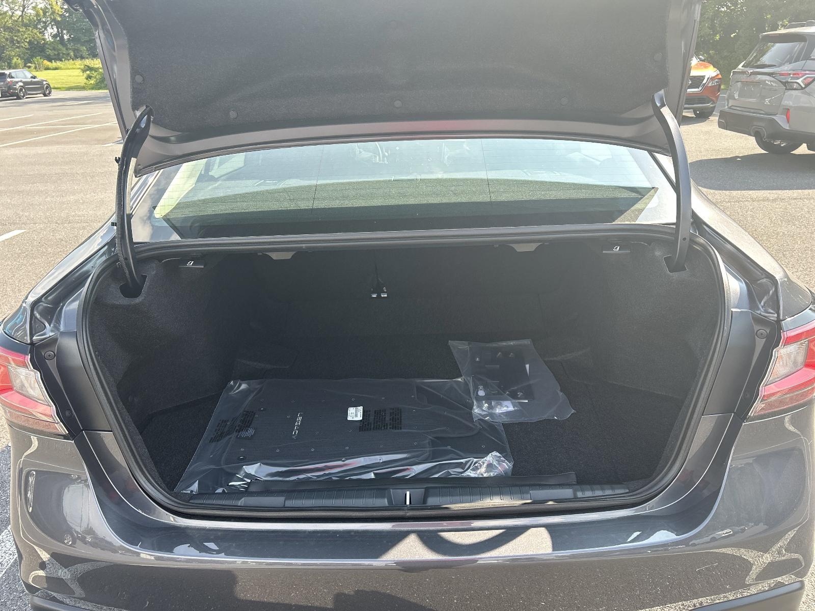 2025 Subaru Legacy Vehicle Photo in Mechanicsburg, PA 17050
