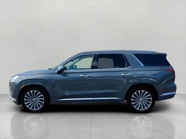 2024 Hyundai PALISADE Vehicle Photo in Green Bay, WI 54304