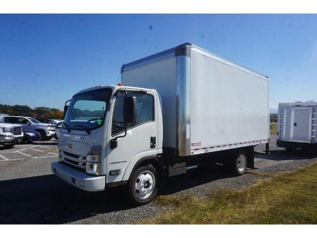 2024 Chevrolet Low Cab Forward 4500 Vehicle Photo in ALCOA, TN 37701-3235