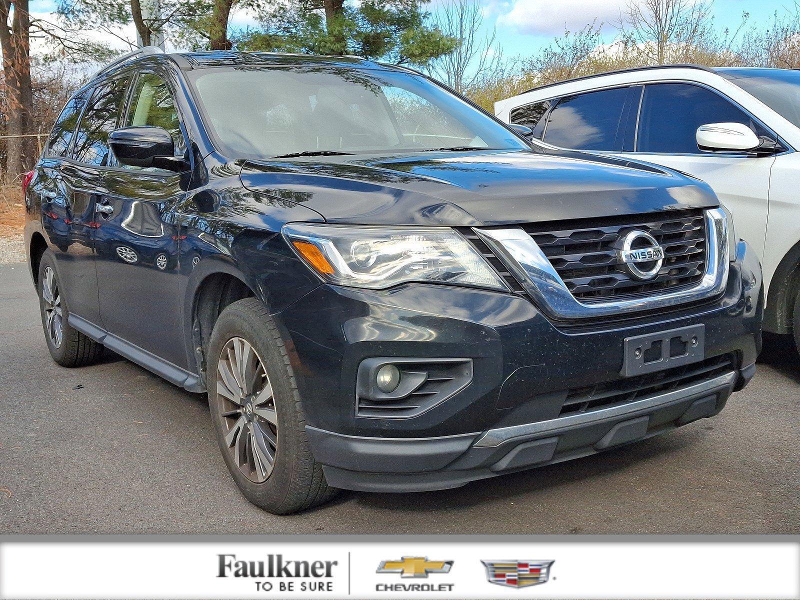 2019 Nissan Pathfinder Vehicle Photo in BETHLEHEM, PA 18017-9401