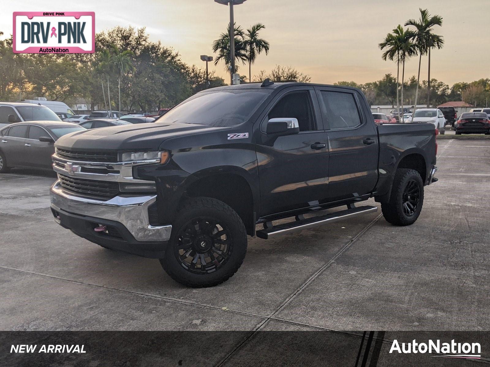 2020 Chevrolet Silverado 1500 Vehicle Photo in PEMBROKE PINES, FL 33024-6534