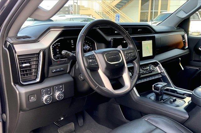 2023 GMC Sierra 1500 Vehicle Photo in TOPEKA, KS 66609-0000