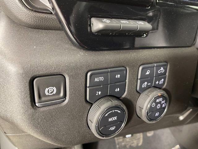 2025 Chevrolet Silverado 2500 HD Vehicle Photo in PHOENIX, AZ 85014-3381