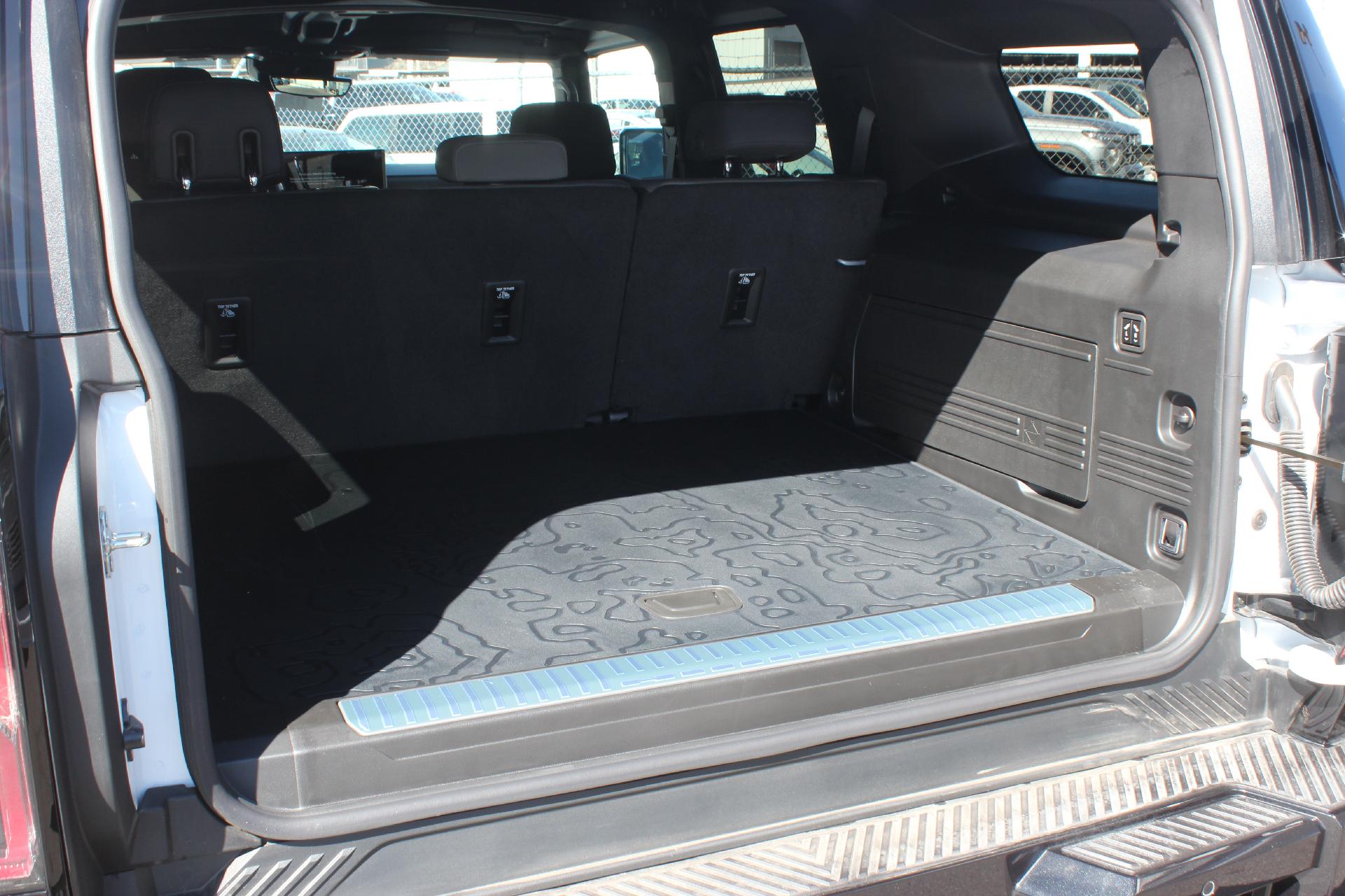 2025 GMC HUMMER EV SUV Vehicle Photo in AURORA, CO 80012-4011