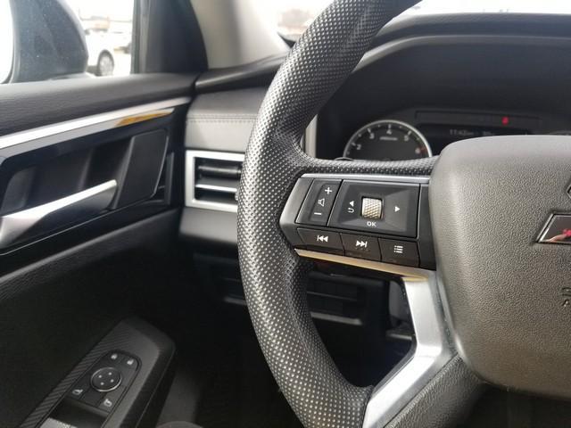 2022 Mitsubishi Outlander Vehicle Photo in ELYRIA, OH 44035-6349