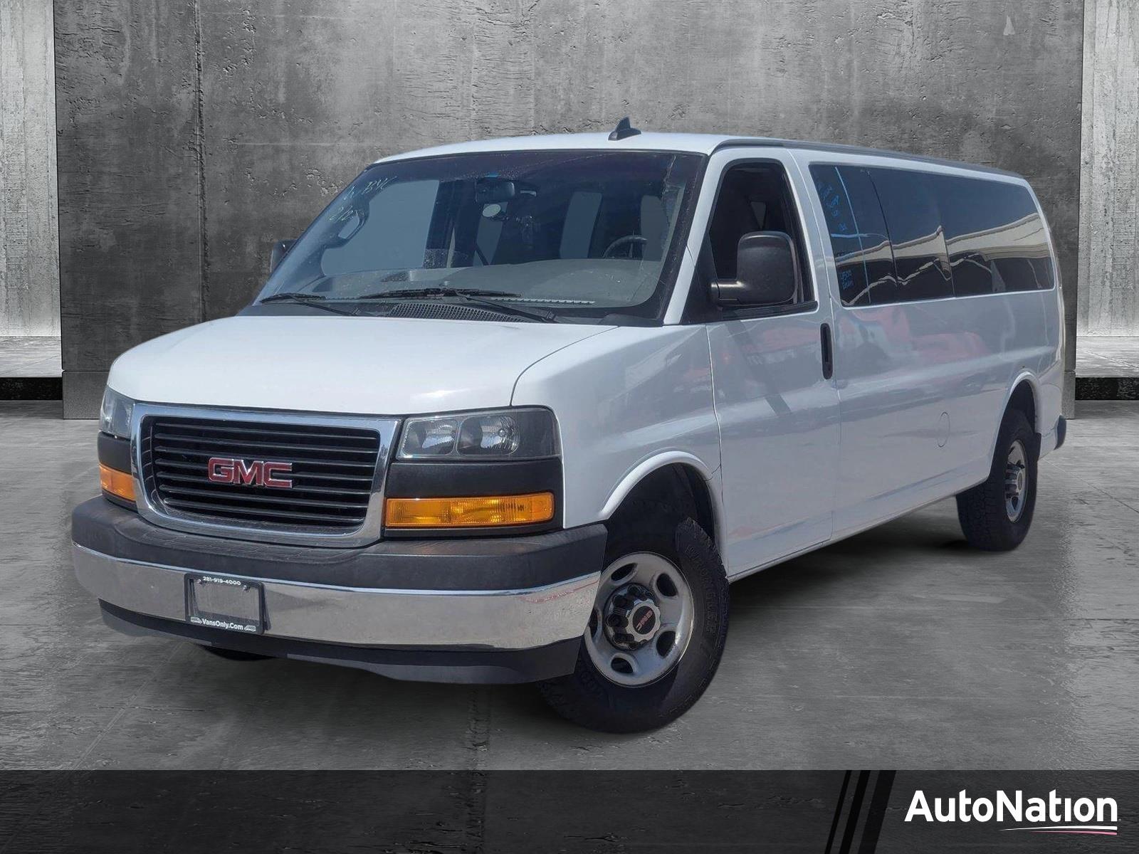 2018 GMC Savana Passenger Vehicle Photo in Corpus Christi, TX 78415