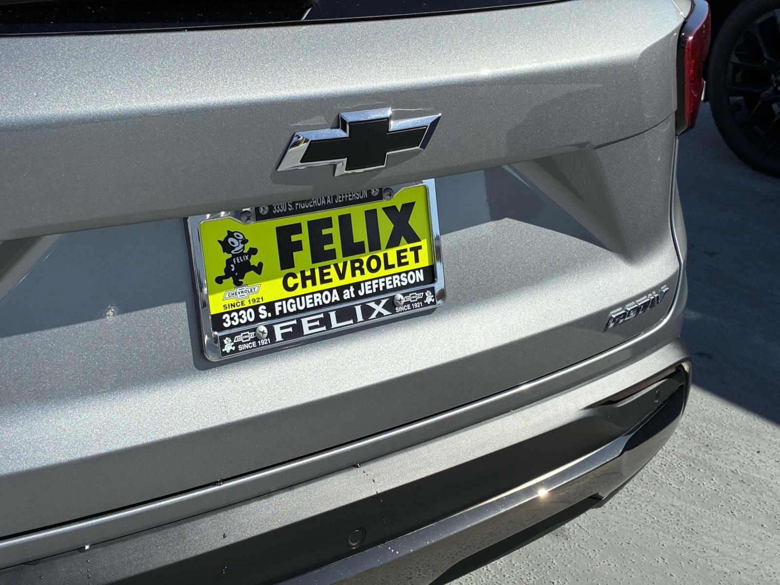 2025 Chevrolet Trax Vehicle Photo in LOS ANGELES, CA 90007-3794