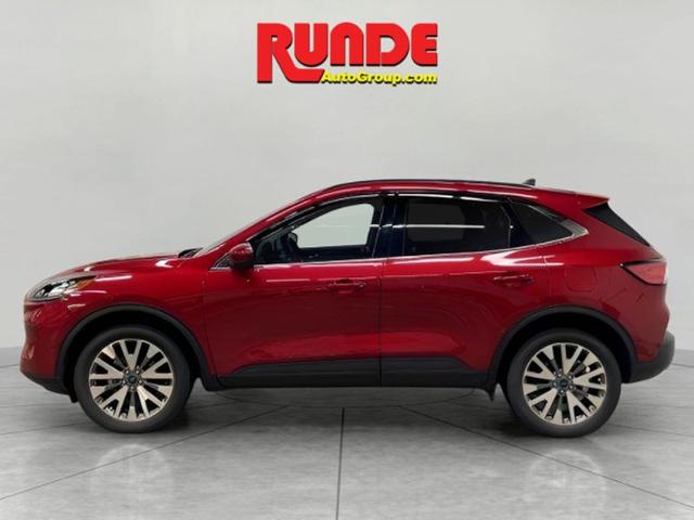 Used 2021 Ford Escape Titanium with VIN 1FMCU9J97MUB17944 for sale in Manchester, IA