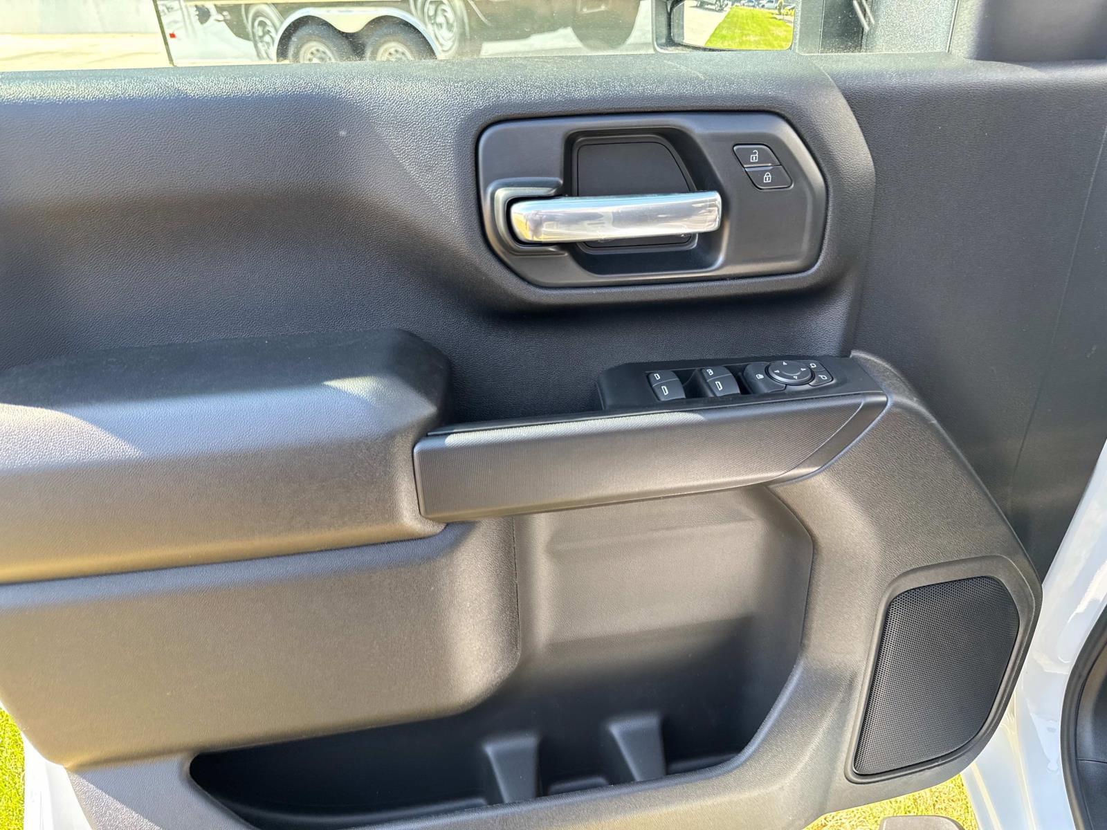 2025 Chevrolet Silverado 2500 HD Vehicle Photo in LOS ANGELES, CA 90007-3794
