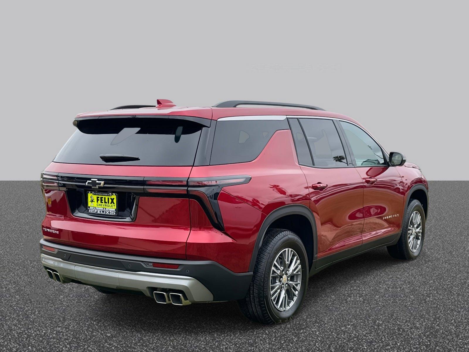 2025 Chevrolet Traverse Vehicle Photo in LOS ANGELES, CA 90007-3794