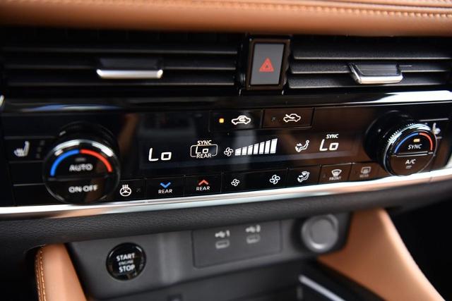 2025 Nissan Rogue Vehicle Photo in Ballwin, MO 63011